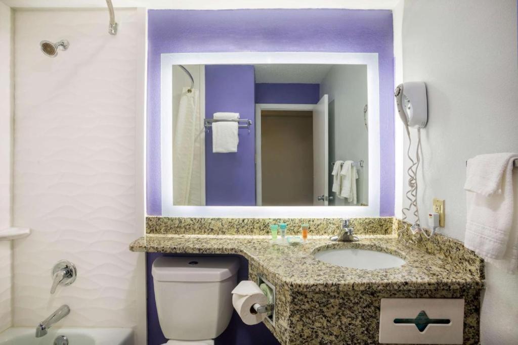 Riverfront Hotel International Falls Kültér fotó